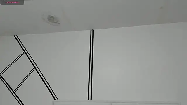 evangeline valencia online show from March 26, 2026, 11:24 pm