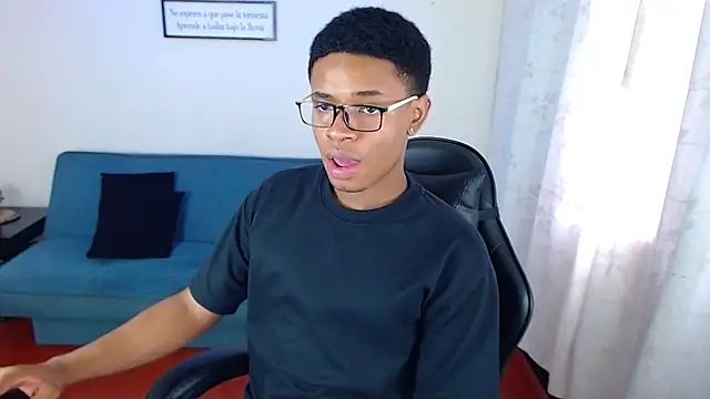 Snapshot of liiam3 chatting on March 10, 2026, 8:46 pm liiam3 online show from March 10, 2026, 8:46 pm