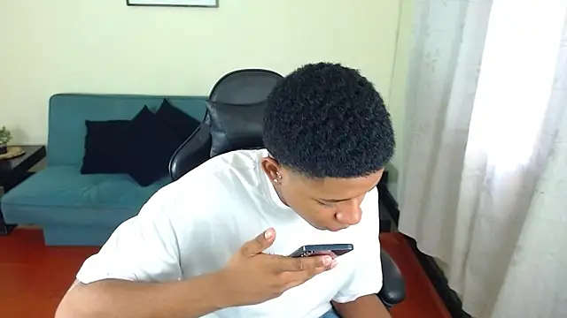 Snapshot of liiam3 chatting on March 14, 2026, 8:48 pm liiam3 online show from March 14, 2026, 8:48 pm