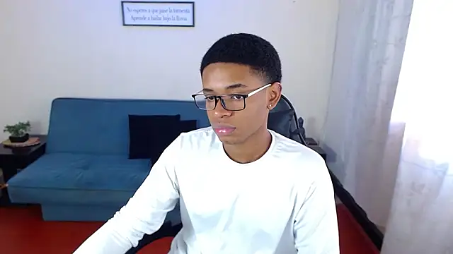 liiam3 online show from February 18, 2026, 9:55 pm