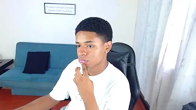 Snapshot of liiam3 chatting on March 13, 2026, 8:58 pm liiam3 online show from March 13, 2026, 8:58 pm