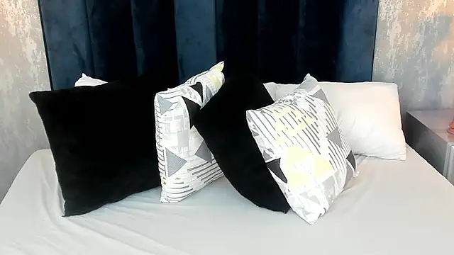 Snapshot of Janna__26 chatting on March 14, 2026, 8:37 pm Janna 26 online show from March 14, 2026, 8:37 pm