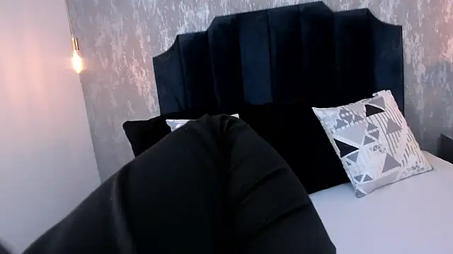 Snapshot of Janna__26 chatting on March 25, 2026, 8:19 pm Janna 26 online show from March 25, 2026, 8:19 pm