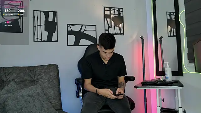 nico pelusa online show from March 28, 2026, 10:49 am