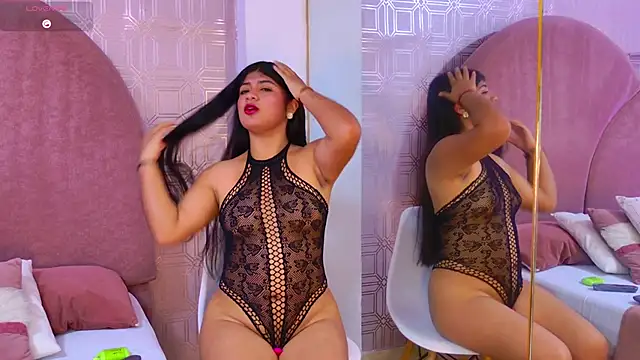 Khloe Moon online show from March 27, 2026, 8:32 pm