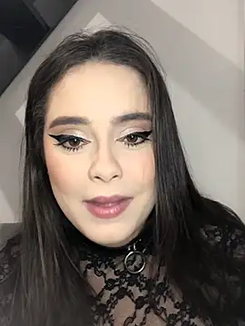 PutaYasmim online show from February 26, 2026, 11:38 pm