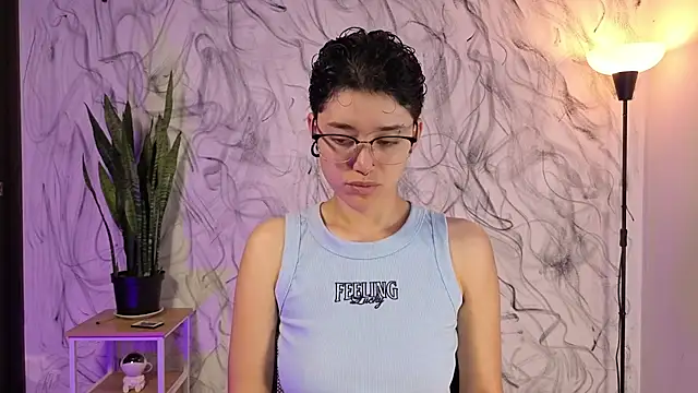 jeroharper  online show from August 8, 2026, 5:09 pm