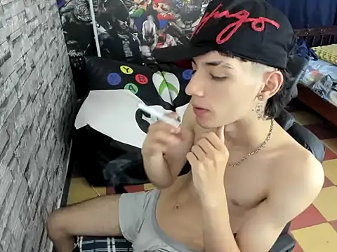 wex 077 online show from March 11, 2026, 1:32 am