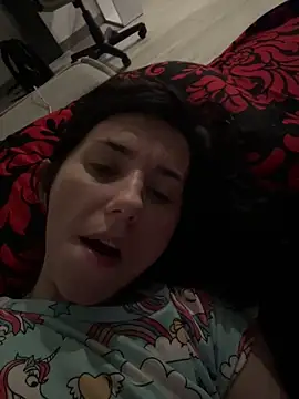 Oliviyalove  online show from May 30, 2026, 11:21 pm