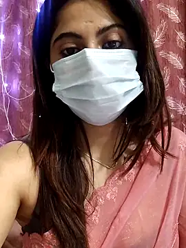 Snapshot of ISHA-STRIP chatting on March 13, 2026, 6:24 pm ISHA-STRIP online show from March 13, 2026, 6:24 pm