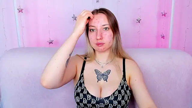 Snapshot of JollyBlondy chatting on March 25, 2026, 2:12 am JollyBlondy online show from March 25, 2026, 2:12 am