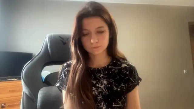 LunnaBliss online show from February 24, 2026, 11:22 am