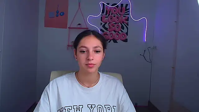 KissMeJulia online show from July 1, 2026, 5:30 am
