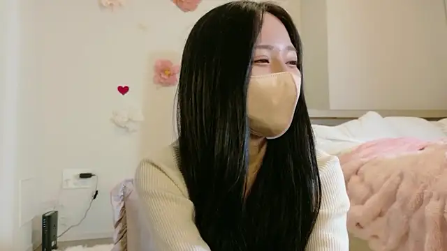 maichan v online show from March 25, 2026, 10:14 am