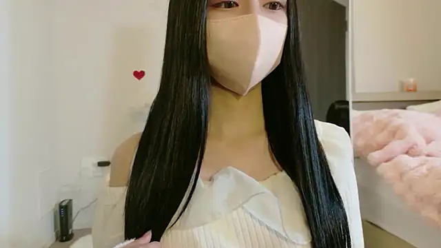 maichan v online show from March 11, 2026, 1:16 pm