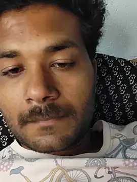 Cummt boy online show from February 25, 2026, 12:38 pm