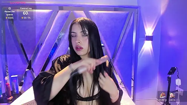  Mishell22 online show from March 28, 2026, 1:23 pm