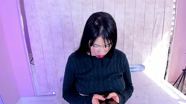  Mishell22 online show from March 10, 2026, 2:32 pm