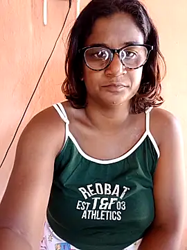 indianstrawberrylips4u online show from February 28, 2026, 6:46 am