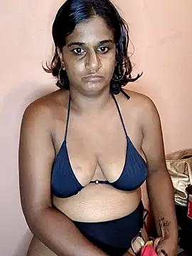 indianstrawberrylips4u online show from February 24, 2026, 6:09 pm