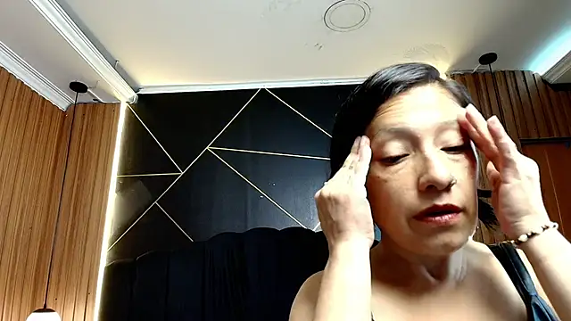 MoriahStorm online show from February 24, 2026, 12:39 pm