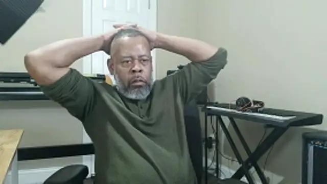 Cleozevo1961 online show from March 10, 2026, 5:39 pm