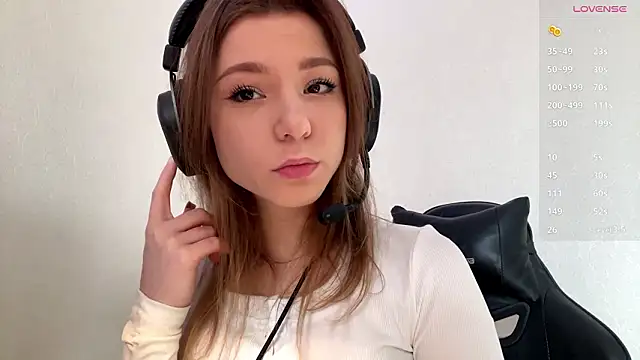 aera elese online show from February 19, 2026, 8:44 am