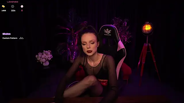Snapshot of Wild_Alice_me chatting on July 9, 2026, 3:33 pm Wild Alice me online show from July 9, 2026, 3:33 pm