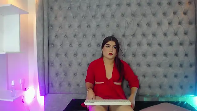 Jasmine Jones7 online show from February 19, 2026, 11:51 am