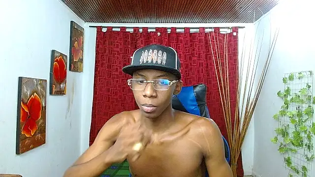 milo018 online show from April 21, 2026, 8:21 am