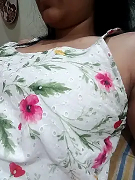 Cute-Manvi online show from April 23, 2026, 9:05 pm