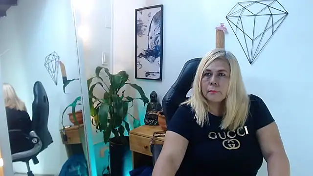 eva colen50 online show from April 2, 2026, 6:14 pm