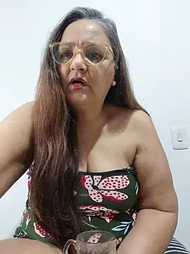 Snapshot of Noemipopi chatting on July 28, 2026, 12:59 pm Noemipopi online show from July 28, 2026, 12:59 pm