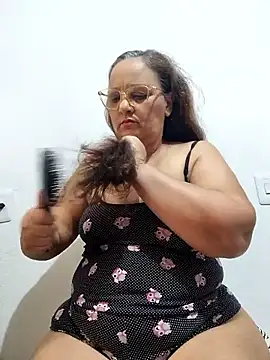 Noemipopi online show from February 26, 2026, 8:09 pm