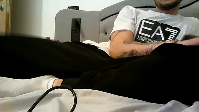 toro899 online show from February 18, 2026, 9:55 pm