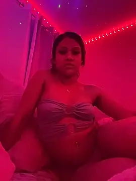 Veronicasaturn online show from March 9, 2026, 5:11 am