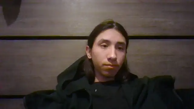 mixed twink online show from February 18, 2026, 4:21 am