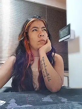 Snapshot of oran_black chatting on March 14, 2026, 4:57 pm oran black online show from March 14, 2026, 4:57 pm