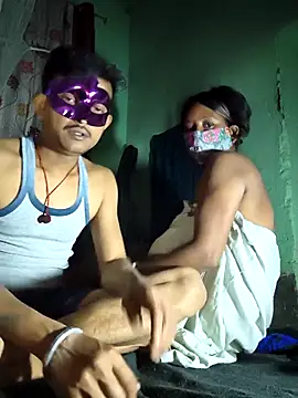 Saxycouple69 online show from February 18, 2026, 5:09 pm