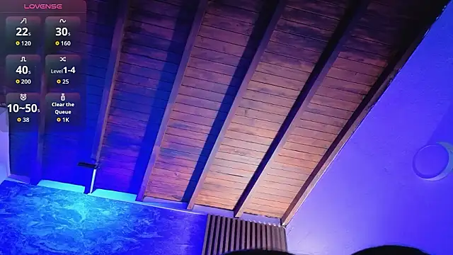 Snapshot of chloe_bluee_ chatting on March 20, 2026, 11:22 am chloe bluee online show from March 20, 2026, 11:22 am