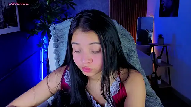 Snapshot of SophyAdams chatting on March 13, 2026, 9:31 pm SophyAdams online show from March 13, 2026, 9:31 pm