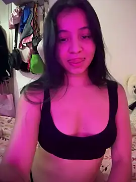 Snapshot of SophyAdams chatting on March 17, 2026, 7:33 am SophyAdams online show from March 17, 2026, 7:33 am