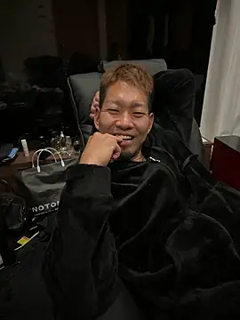Snapshot of ryuaaaaa chatting on June 26, 2026, 3:29 pm ryuaaaaa online show from June 26, 2026, 3:29 pm