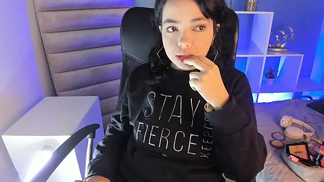 Snapshot of April_Swett chatting on March 12, 2026, 12:31 pm April Swett online show from March 12, 2026, 12:31 pm