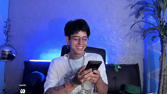 Angel scott2 online show from March 16, 2026, 11:36 am