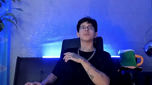 Angel scott2 online show from March 11, 2026, 11:43 pm