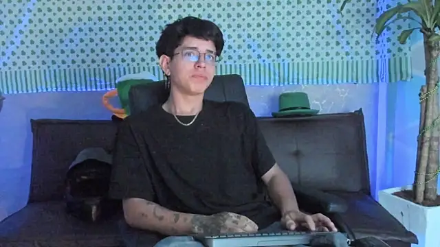 Angel scott2 online show from March 12, 2026, 11:47 am