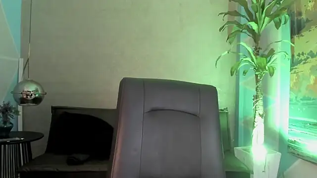 Angel scott2 online show from March 31, 2026, 11:23 am