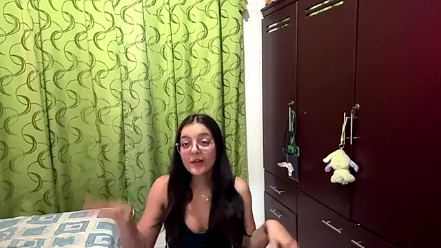 AnneliesePedaci online show from February 25, 2026, 2:23 am