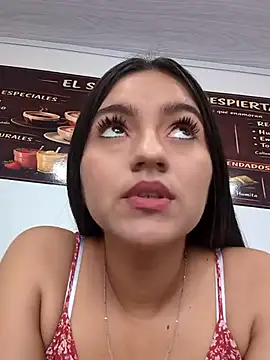 DulceCaroX online show from July 1, 2026, 1:33 pm